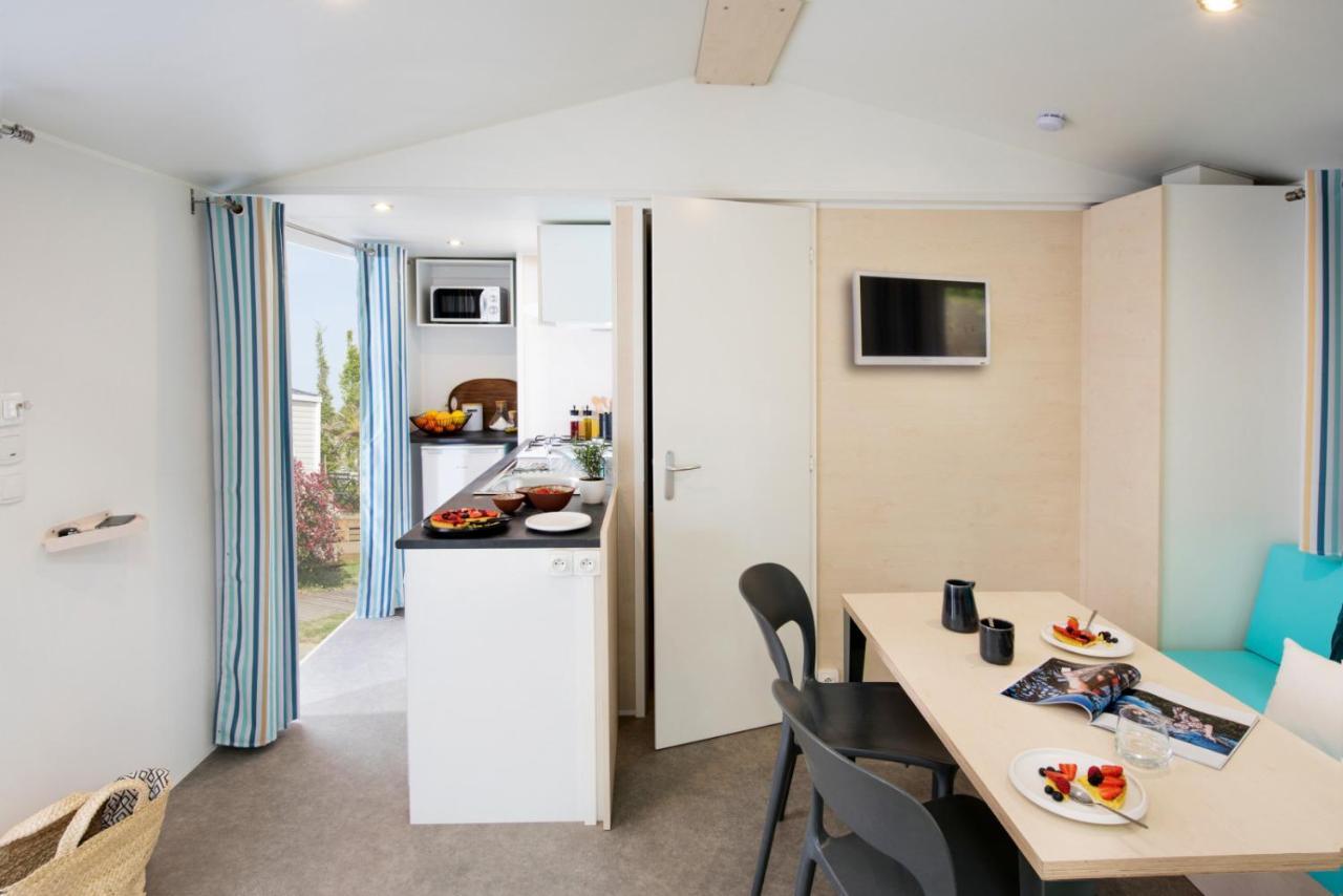 Plozévet Camping La Corniche מראה חיצוני תמונה